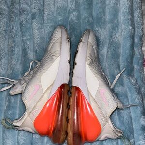 Pink Nike 270